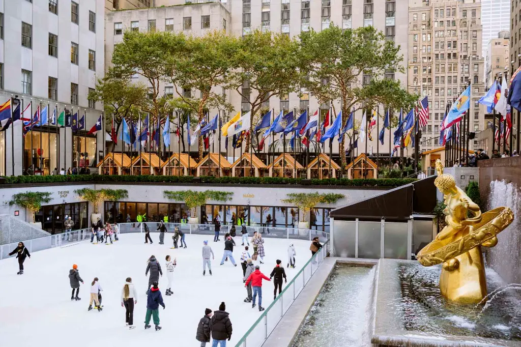 Rockefeller-Center-Manhattan-NYC-Courtesy-2.webp