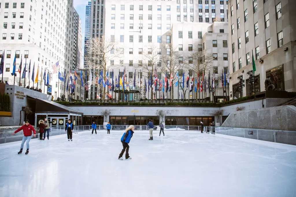 The-Rink-Rockefeller-Center-Manhattan-NYC-photo-Kat-Harris-02.webp