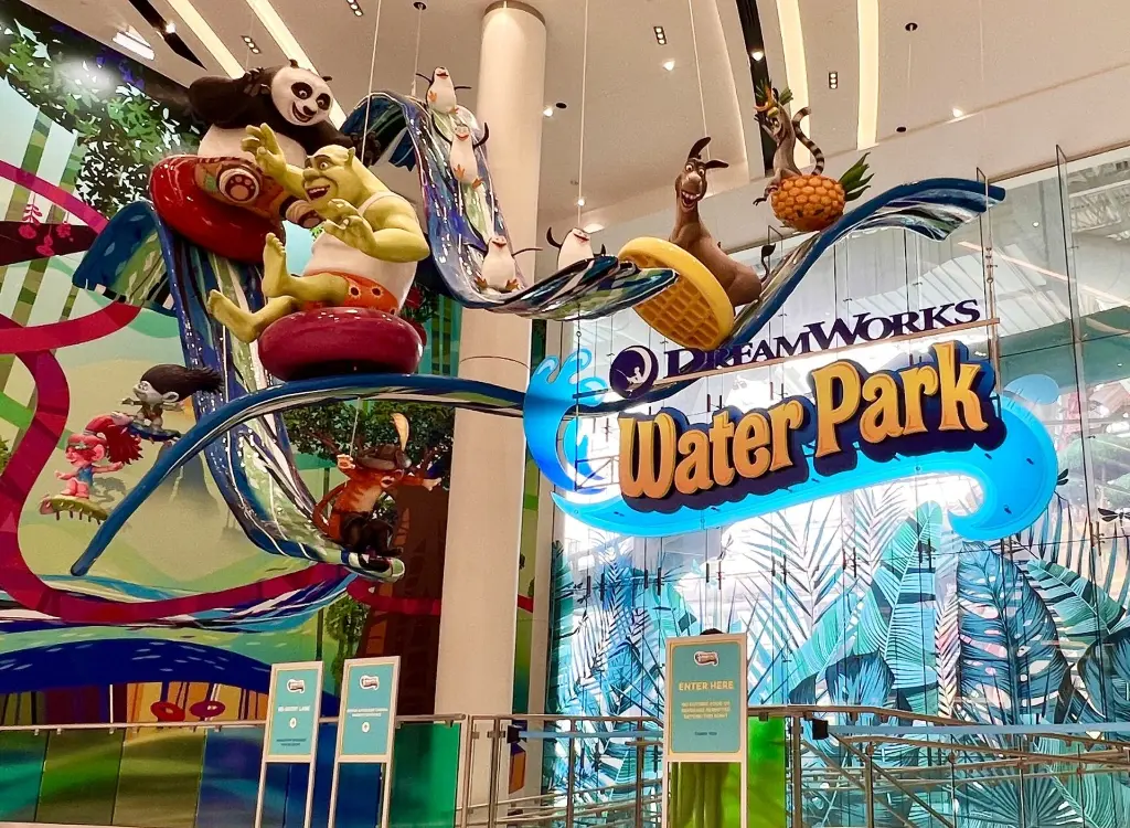 DreamWorks-Water-Park-Entrance-scaled.webp